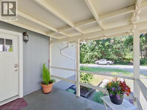 5720 Allen Ave, Powell River, BC - 