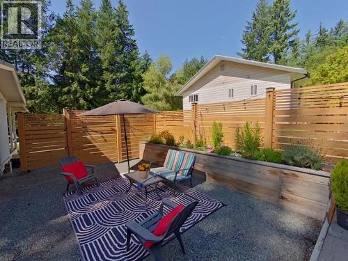 5720 Allen Ave, Powell River, BC - Outdoor With Exterior