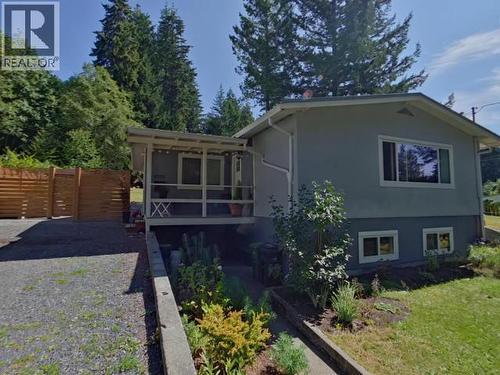 5720 Allen Ave, Powell River, BC - Outdoor