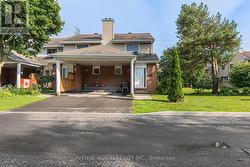 - - 104 BANNERHILL PRIVATE  Ottawa, ON K1V 0T3
