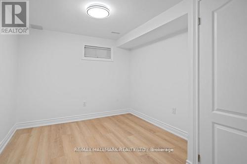 227-BASEMENT THOMS CRESCENT , Newmarket, Ontario L3Y 1C9 3