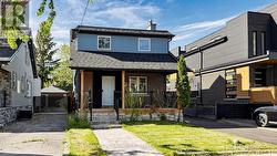 88 WANISKA AVENUE Toronto, ON M8Y 1R3