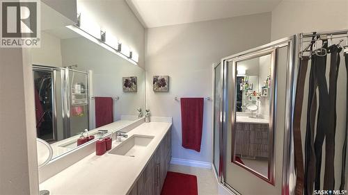 4046 33Rd Street W, Saskatoon, SK - Indoor Photo Showing Bathroom