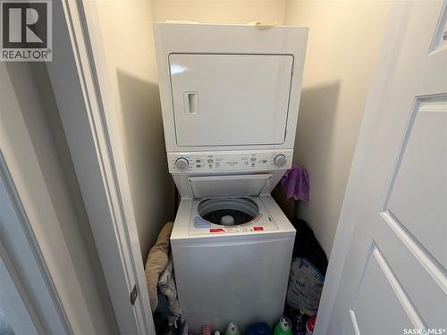 4046 33Rd Street W, Saskatoon, SK - Indoor Photo Showing Laundry Room