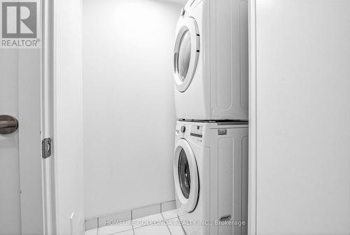 1806 - 292 Verdale Crossing, Markham, ON - Indoor Photo Showing Laundry Room