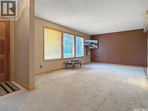 Se 477 3Rd Avenue Se, Swift Current, SK - Indoor Photo Showing Other Room