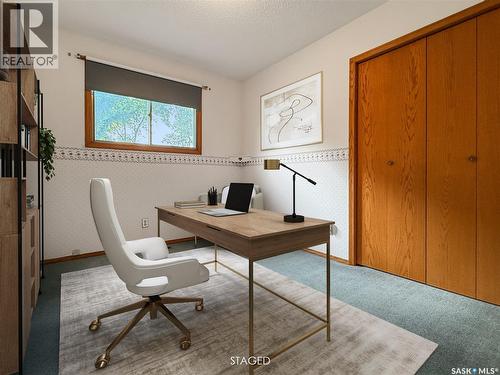 Se 477 3Rd Avenue Se, Swift Current, SK - Indoor Photo Showing Office