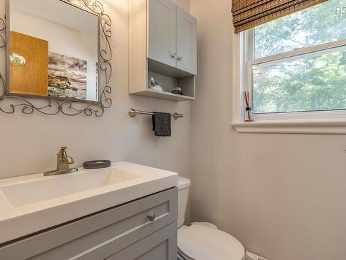 319 Birchcrest Drive, Cambridge, NS - Indoor Photo Showing Bathroom