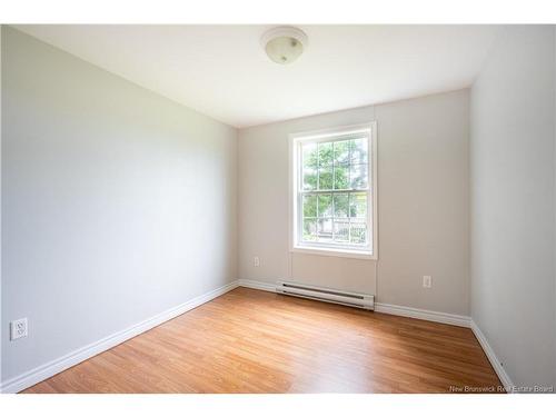 5 Nancy St, Moncton, NB 