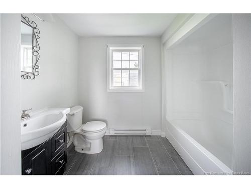 5 Nancy St, Moncton, NB 