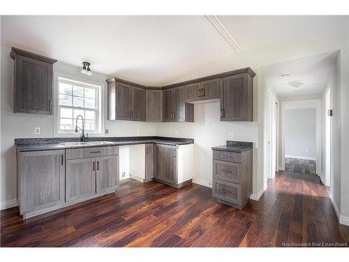5 Nancy St, Moncton, NB 