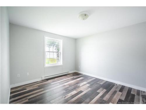 5 Nancy St, Moncton, NB 