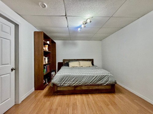 Office - 45 Tsse Raymond, Saint-André-D'Argenteuil, QC - Indoor Photo Showing Bedroom