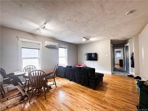 55 Portledge, Moncton, NB - Indoor