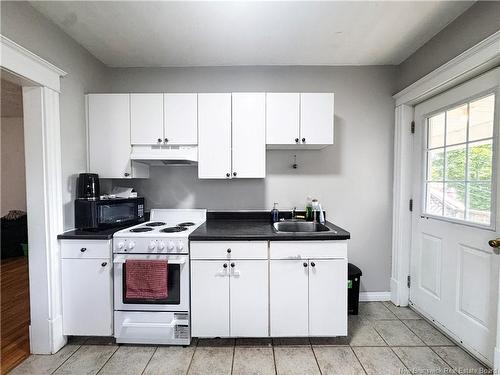 55 Portledge, Moncton, NB - Indoor Photo Showing Kitchen