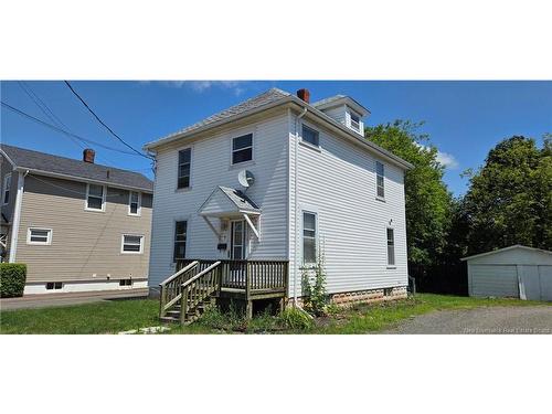 5 Maple St, Moncton, NB 