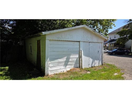 5 Maple St, Moncton, NB 