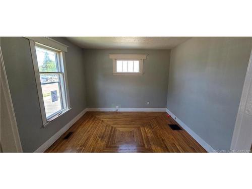 5 Maple St, Moncton, NB 