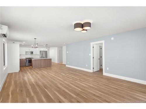 93 Attenborough Dr, Fredericton, NB 