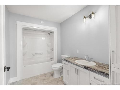 93 Attenborough Dr, Fredericton, NB 