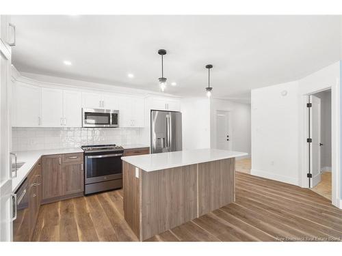 93 Attenborough Dr, Fredericton, NB 