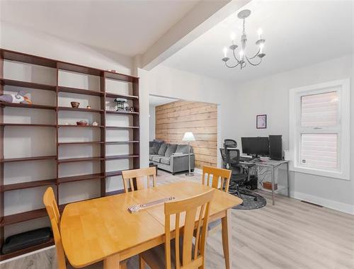 218 Austin St, Winnipeg, MB - Indoor