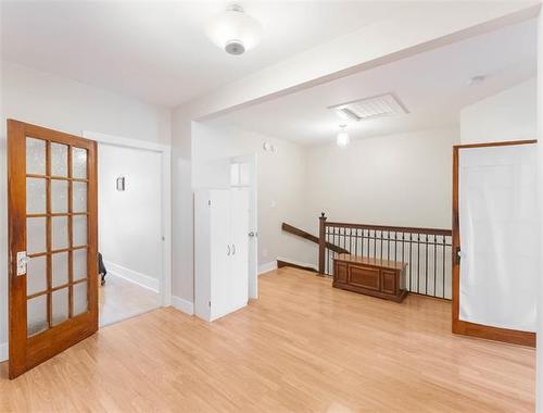 218 Austin St, Winnipeg, MB - Indoor Photo Showing Other Room