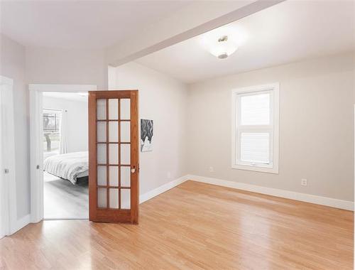 218 Austin St, Winnipeg, MB - Indoor Photo Showing Other Room