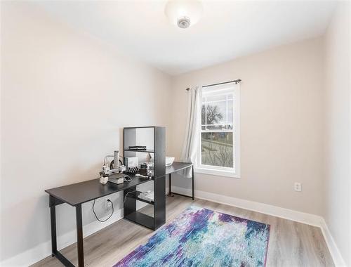218 Austin St, Winnipeg, MB - Indoor Photo Showing Bedroom