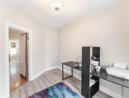 218 Austin St, Winnipeg, MB - Indoor
