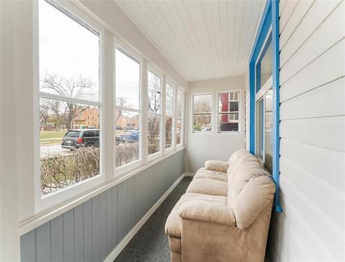 218 Austin St, Winnipeg, MB - Indoor Photo Showing Other Room