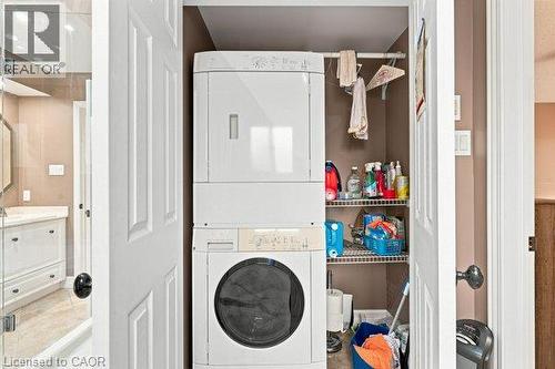 363 Twinflower Crescent, Waterloo, ON - Indoor Photo Showing Laundry Room
