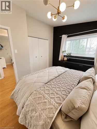 241 Thorner Drive, Hamilton, ON - Indoor Photo Showing Bedroom