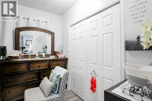 3612 King, Windsor, ON - Indoor