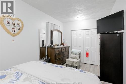 3612 King, Windsor, ON - Indoor Photo Showing Bedroom