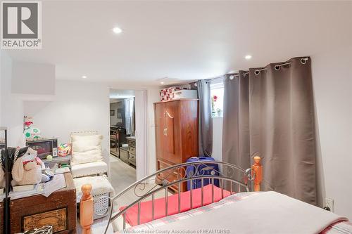 3612 King, Windsor, ON - Indoor