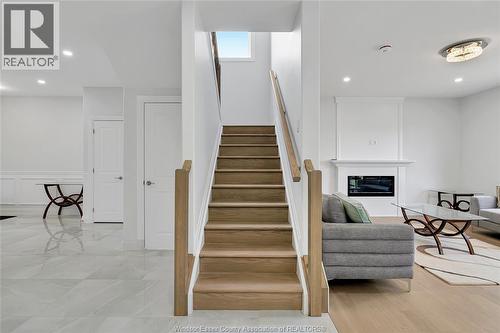 33 Eagle, Leamington, ON - Indoor Photo Showing Other Room