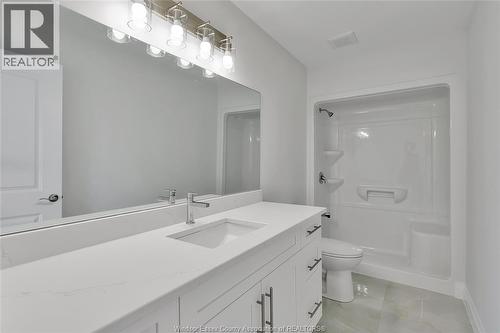 33 Eagle, Leamington, ON - Indoor Photo Showing Bathroom