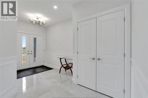 33 Eagle, Leamington, ON - Indoor Photo Showing Other Room