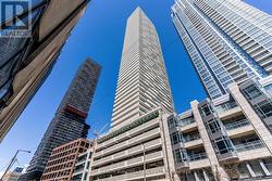 5003 - 2221 YONGE STREET Toronto, ON M4S 2B4