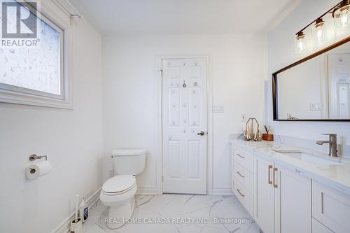 20 Saddletree Drive, Toronto, ON - Indoor Photo Showing Bathroom