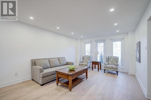 20 Saddletree Drive, Toronto, ON - Indoor Photo Showing Living Room