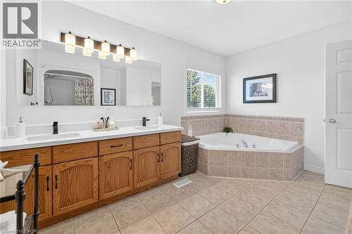 72 Beardmore Crescent, Acton, ON - Indoor Photo Showing Bathroom