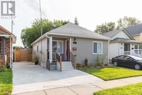 21 TRAPNELL STREET  St. Catharines (E. Chester), ON L2R 1B1