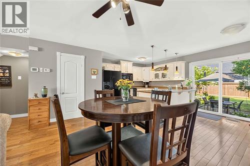 200 St. Clair Boulevard Unit# 2, St Clair, ON - Indoor Photo Showing Dining Room