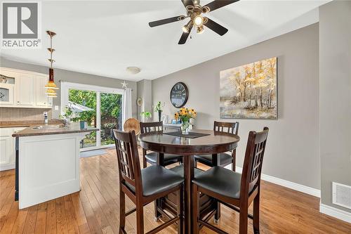 200 St. Clair Boulevard Unit# 2, St Clair, ON - Indoor Photo Showing Dining Room