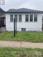 113 ELGIN STREET W Oshawa (O'Neill), ON L1G 1S5