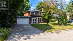 6 DONNA COURT  Toronto, ON M2M 2C8