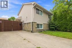 1229 ARNCLIFFE PLACE Windsor, ON None