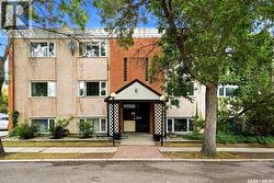 4 6 Neill PLACE  Regina, SK S4N 2V4